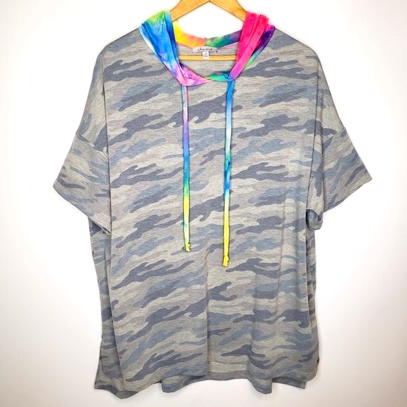 White Burch Women’s Desert Green Camo With Tie Dye Rainbow Hooded Top Size 2X - Picture 1 of 4